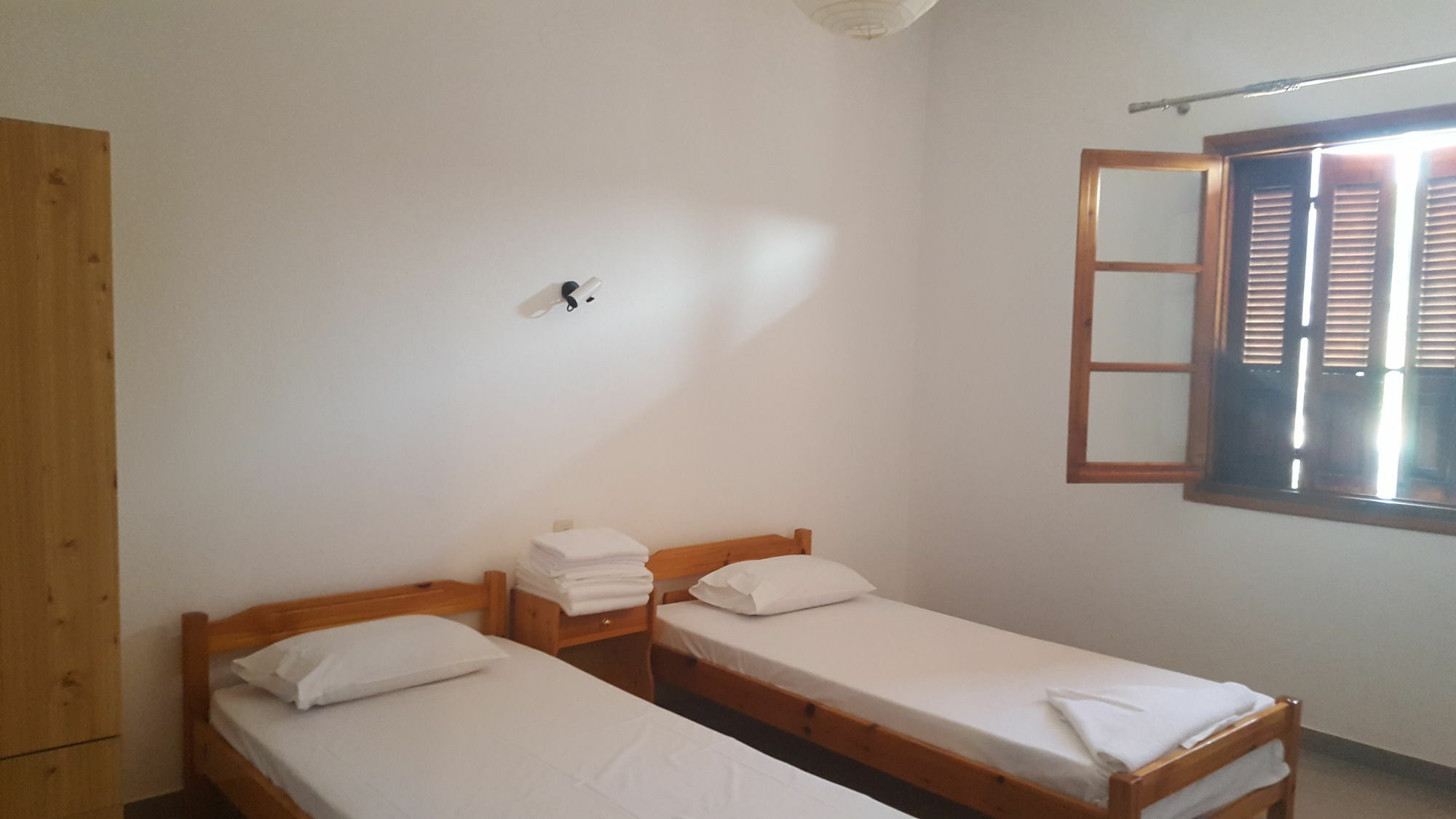 Mantos Rooms 1 Neo Klima Eksteriør bilde